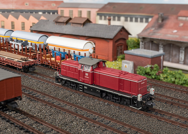 Class V 90 Diesel Locomotive