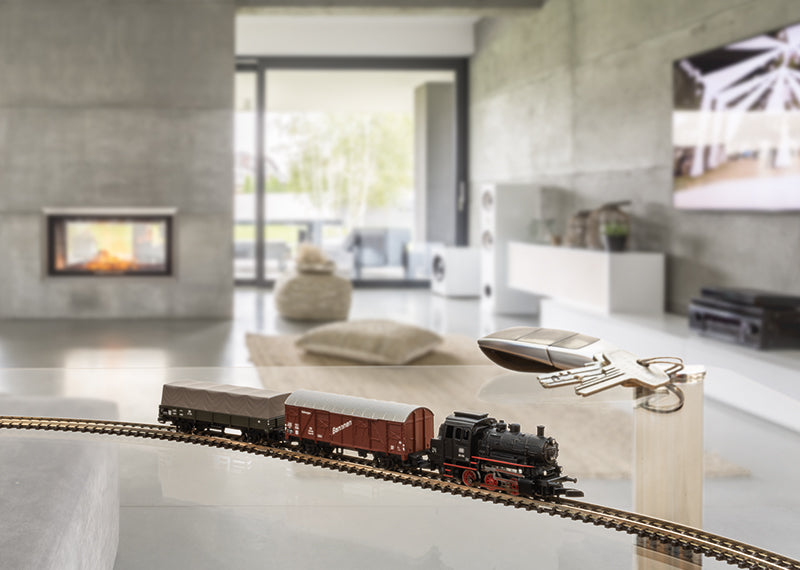 "Freight Train" Starter Set with a Class 89 Steam Locomotive, and Oval of Track, a Locomotive Controller, and a Power Supply