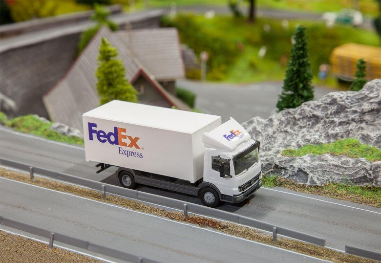 Lorry MB Atego 04 FedEx Truck