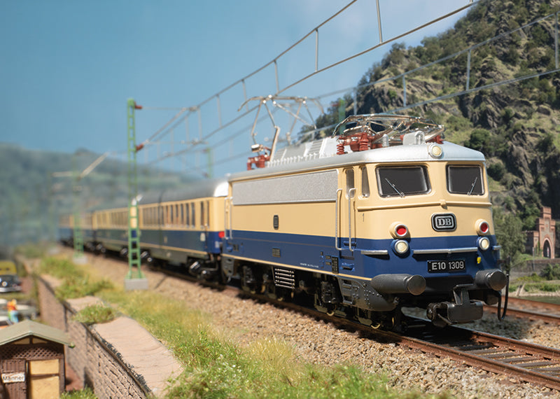 Rheingold Class E10.12 Electric Locomotive