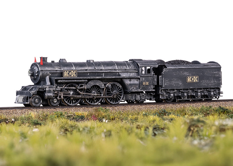 AC/DC "Black Ice" Steam Locomotive with a Tender