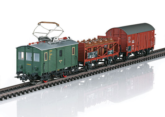 Train Set with a Class ET 194 Freight Powered Rail Car