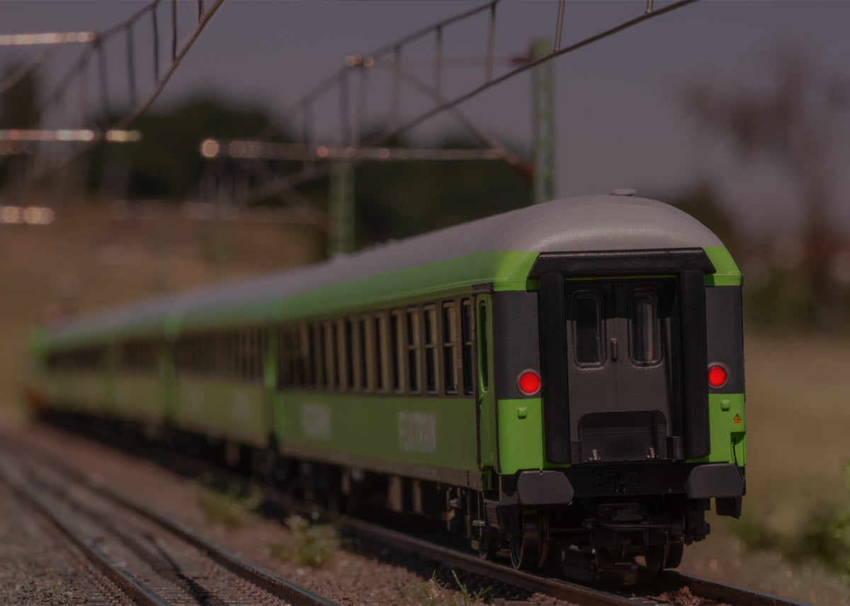 “FlixTrain” Express Train Car Set 2