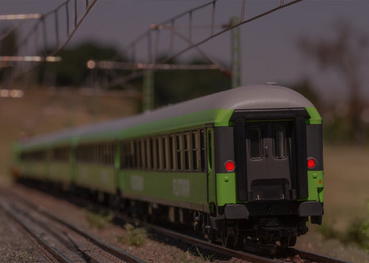 “FlixTrain” Express Train Car Set 2