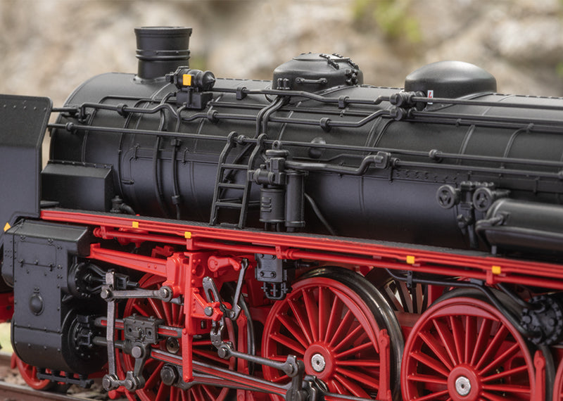 "Saxon Pride" Class 19.0 Steam Locomotive