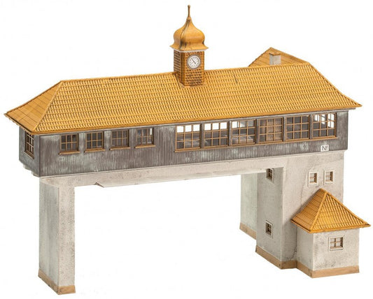 Neustadt Overhead Signal Tower