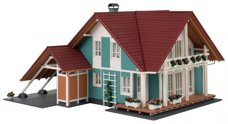 Residential House with Carport