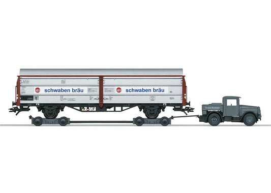Sliding Wall Boxcar with a Kaelble and a Culemeyer Trailer