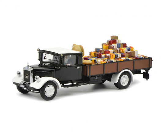 Mercedes-Benz Lo2750 Christmas Truck 2018