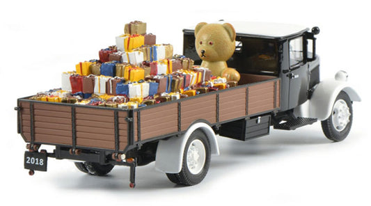 Mercedes-Benz Lo2750 Christmas Truck 2018