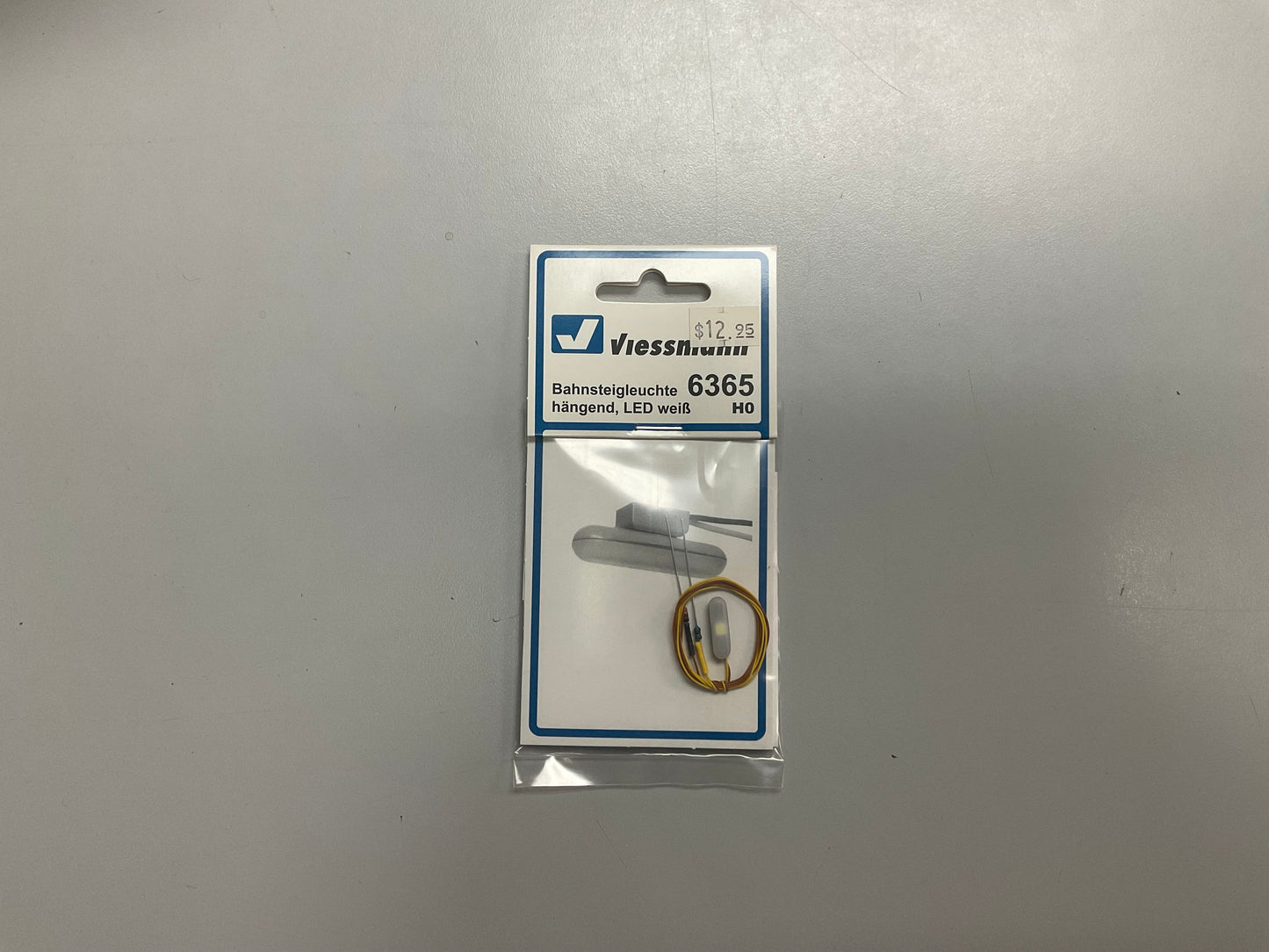 Hanging Platform Light, LED White