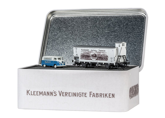 Trix H0 Museum Car Set for 2026