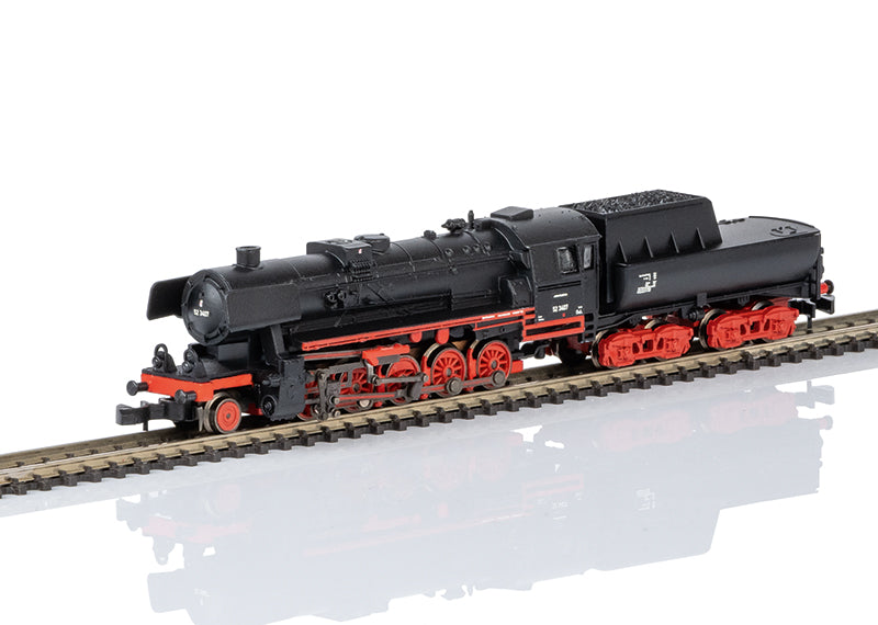 Class 52 Heavy Freight Locomotive with a Tub-Style Tender