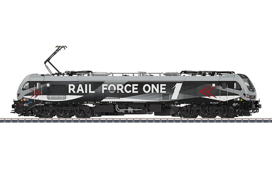 Class 2019 Dual Power Locomotive