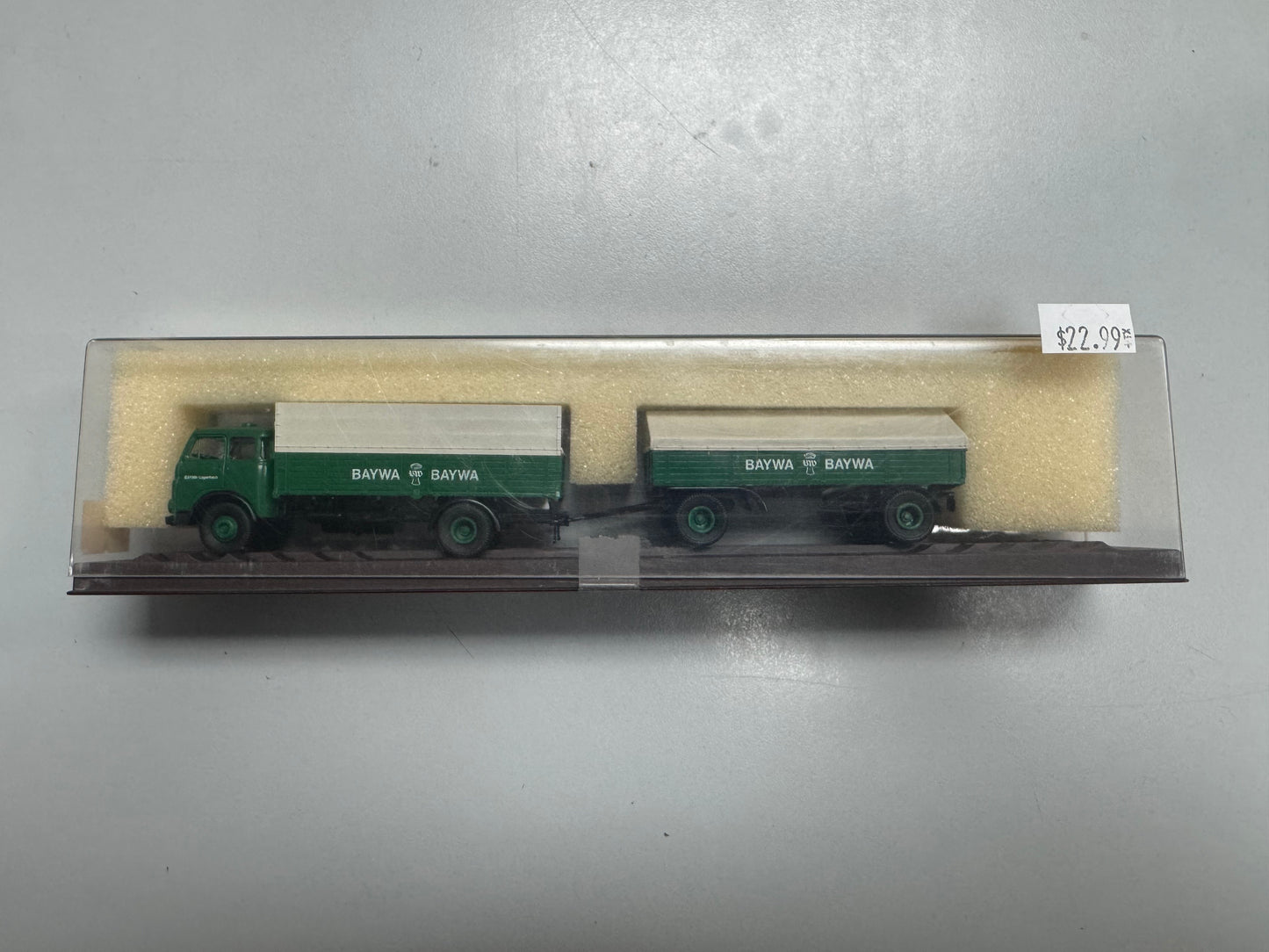 Brekina Baywa Truck with Trailer