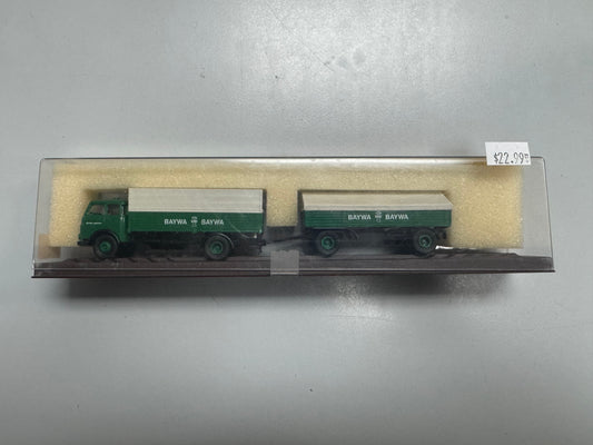 Brekina Baywa Truck with Trailer