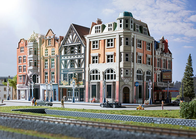 "Corner Building with a Bank" 3D Building Puzzle