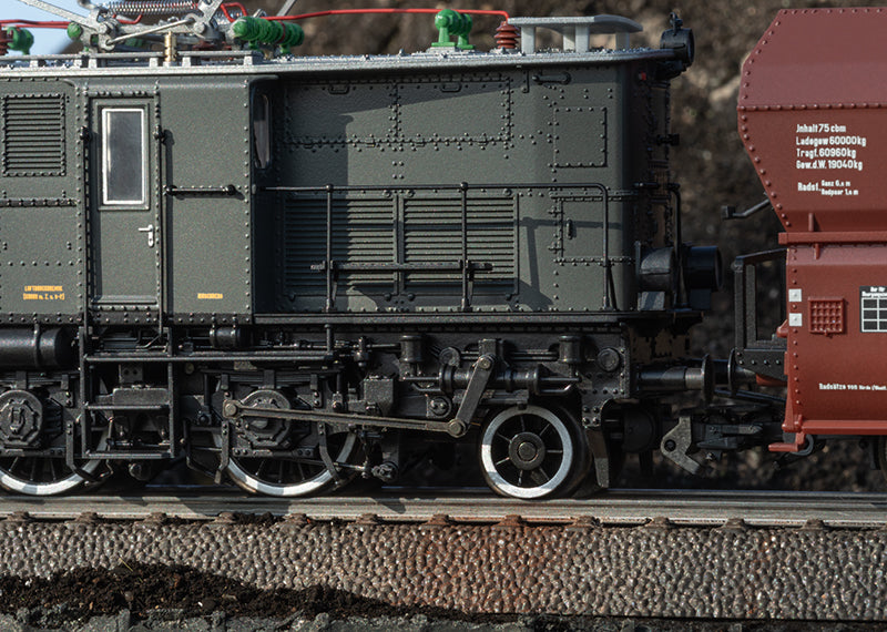 Class E 95 Electric Locomotive