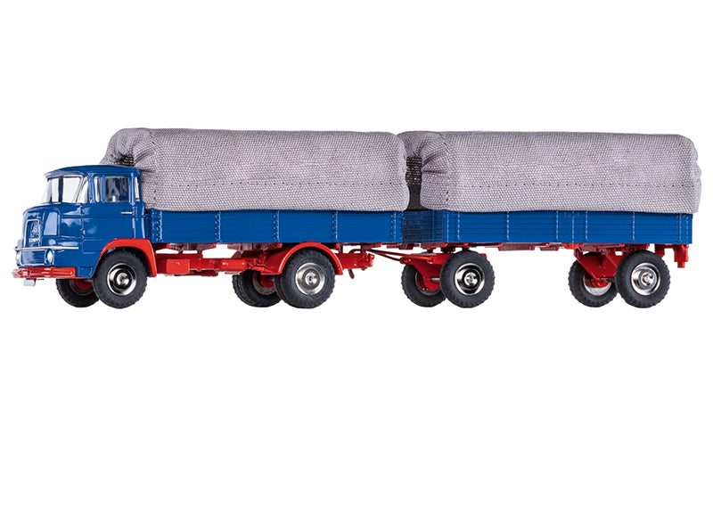 Krupp Front Wheel Steering Flatbed Truck