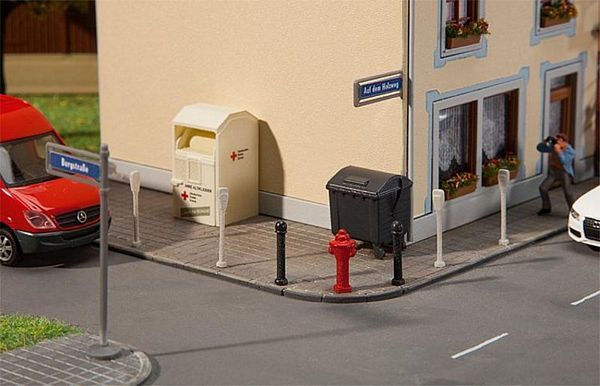 Street Signs with Accessories