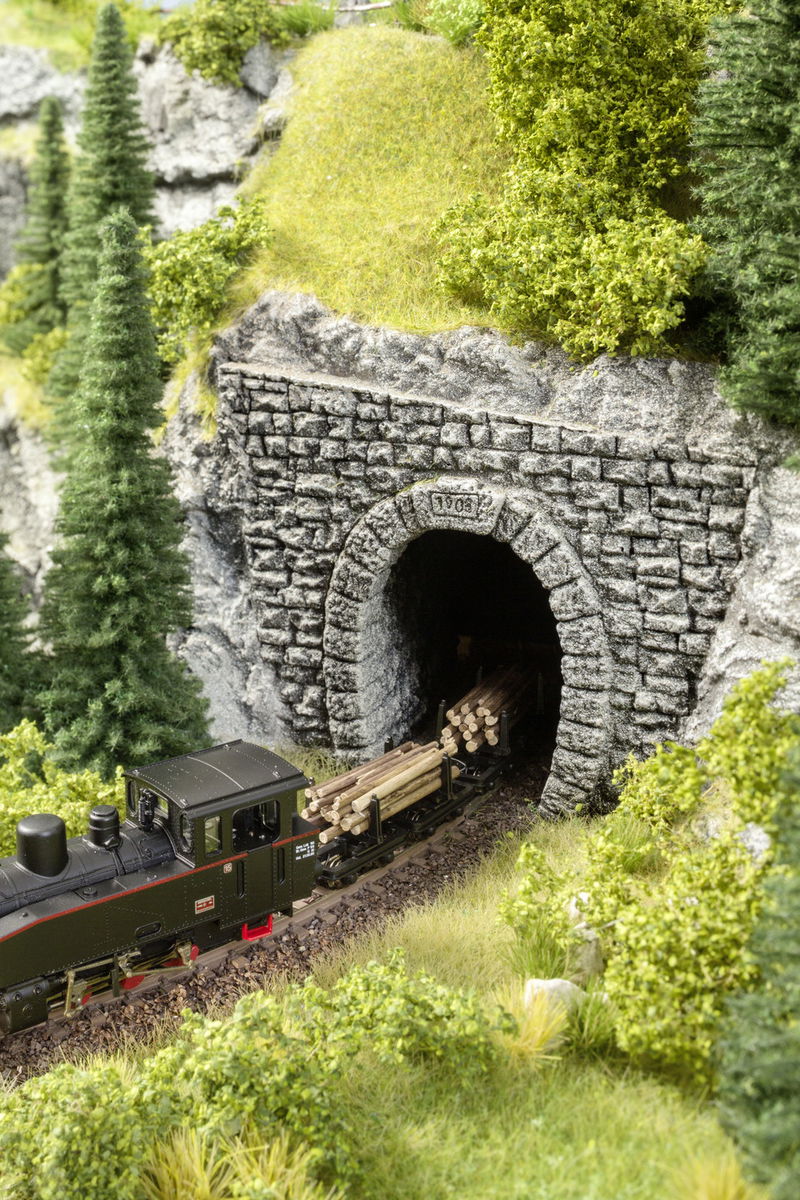 Tunnel Portal, Double Track