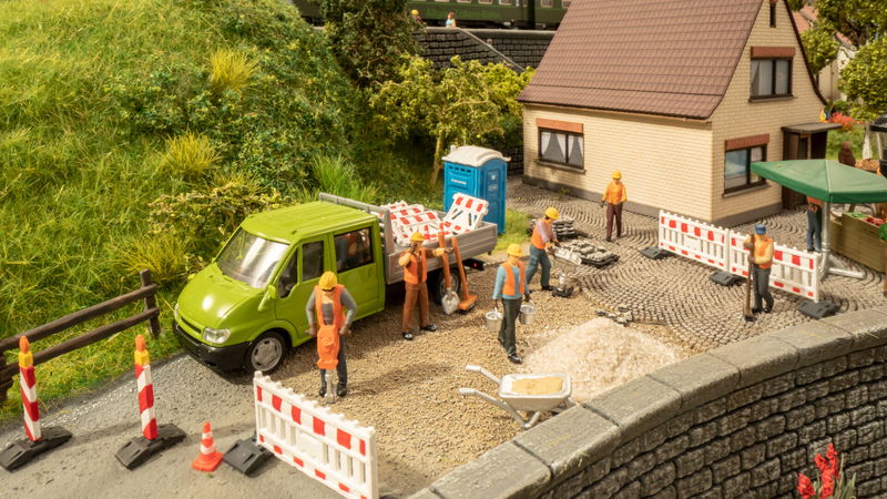 Themed Figure Set "Road Work"