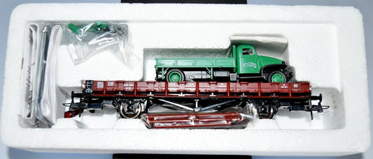 Flat Car with Truck